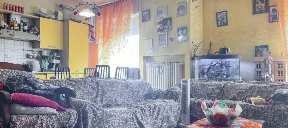 Apartamento de 3 habitaciónes en San Donato Milanese, Italy No. 4760 21