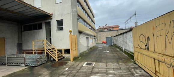 Склад 2500м² в Бергамо, Италия № 217518 19