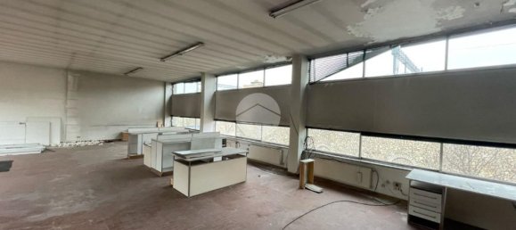 Склад 2500м² в Бергамо, Италия № 217518 13