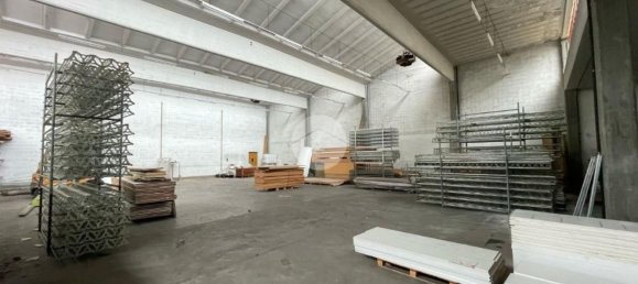 Склад 2500м² в Бергамо, Италия № 217518 3