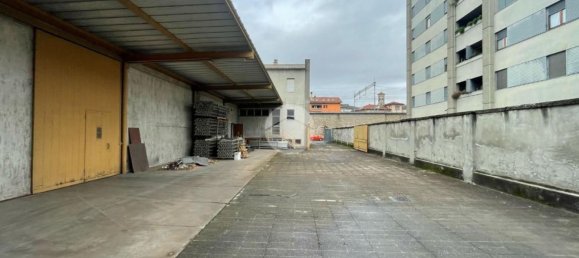 Склад 2500м² в Бергамо, Италия № 217518 6