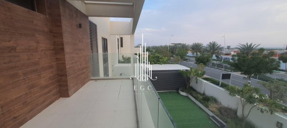 5 bedrooms Villa in Yas Island, UAE No. 40200 20