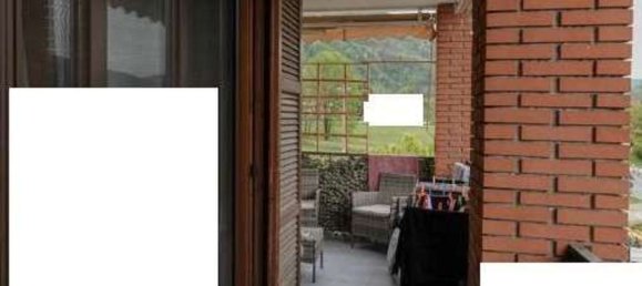 3 rooms Apartment in Casalzuigno, Italy No. 98380 5