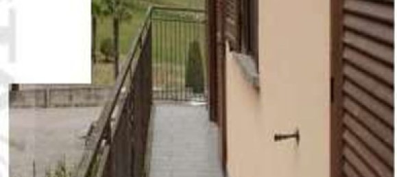 3 rooms Apartment in Casalzuigno, Italy No. 98380 4