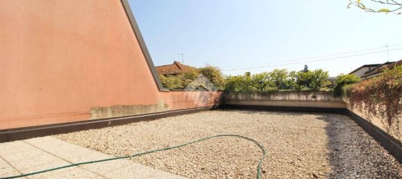 2 غرف نوم شقة في Mariano Comense, Italy رقم 282291 20