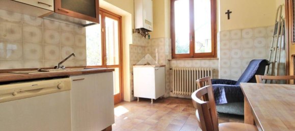 2 غرف نوم شقة في Mariano Comense, Italy رقم 282291 11