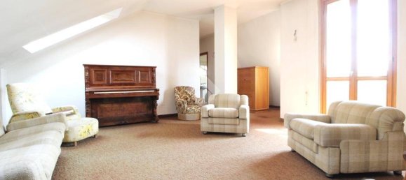 2 غرف نوم شقة في Mariano Comense, Italy رقم 282291 25