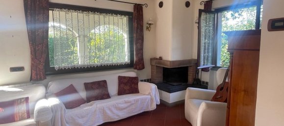 9 rooms House in Montignoso, Italy No. 64229 9