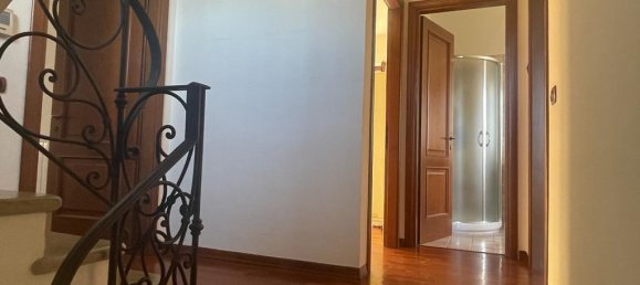 9 rooms House in Montignoso, Italy No. 64229 17