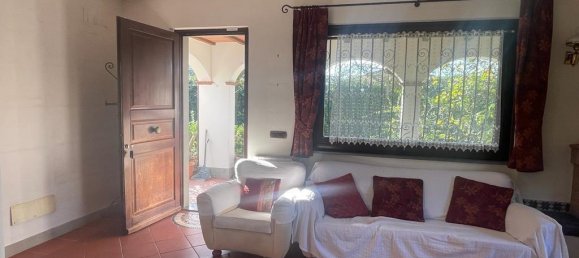 9 rooms House in Montignoso, Italy No. 64229 10