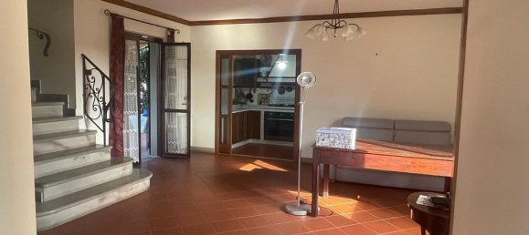 9 rooms House in Montignoso, Italy No. 64229 6