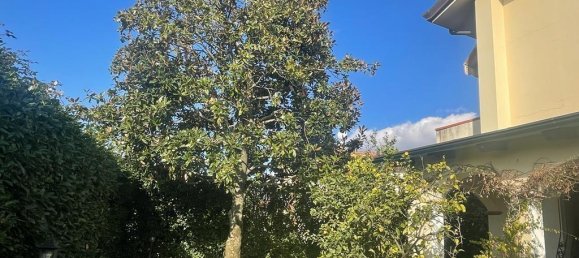 9 rooms House in Montignoso, Italy No. 64229 25