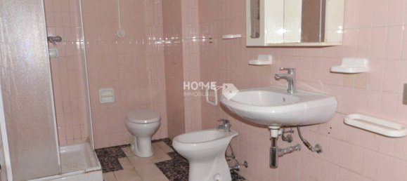 3 bedrooms Apartment in Macerata, Italy No. 328250 18