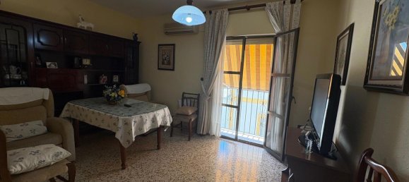 Apartamento de 3 dormitorios en Córdoba, Spain No. 140411 5