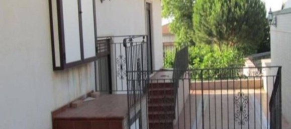 7-Zimmer Wohnung in Sorianello, Italy, Nr. 94504 2