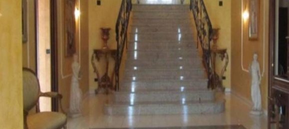 7-Zimmer Wohnung in Sorianello, Italy, Nr. 94504 3