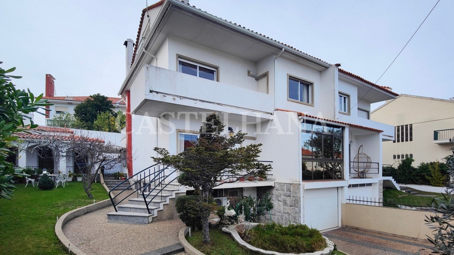 5 bedrooms Villa in Lisbon, Portugal No. 116442