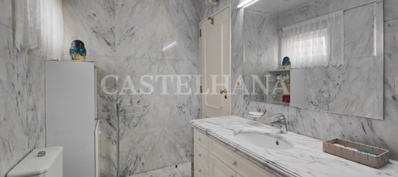 5 bedrooms Villa in Lisbon, Portugal No. 116442 28