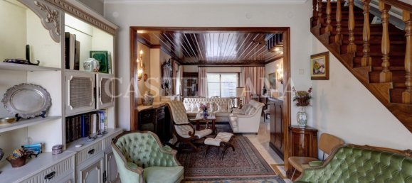 5 bedrooms Villa in Lisbon, Portugal No. 116442 4