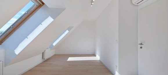 2 rooms Apartment in Margareten, Austria No. 243 2