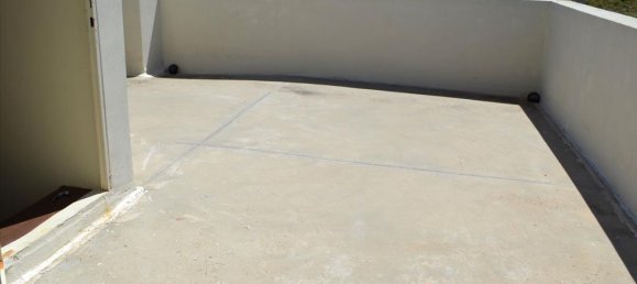 Imóvel comercial T4 em Keratea, Greece N.º 7831 7