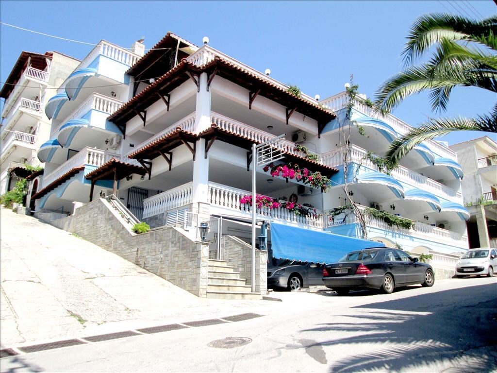 15 rooms Hotel for sale in Chalkidiki, Central Macedonia, Macedonia and Thrace, Greece № 93897