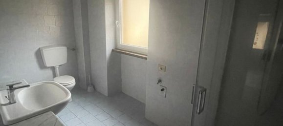 4 rooms Apartment in Ziano Piacentino, Italy No. 121485 4