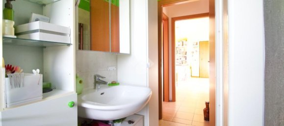 Квартира с 2 комнатами в Реджо Эмилия, Италия № 3526 7