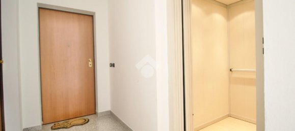 Квартира с 2 комнатами в Реджо Эмилия, Италия № 3526 26