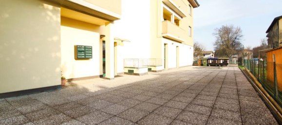 Квартира с 2 комнатами в Реджо Эмилия, Италия № 3526 30