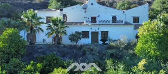 5 bedrooms House in Sedella, Spain No. 42724 3