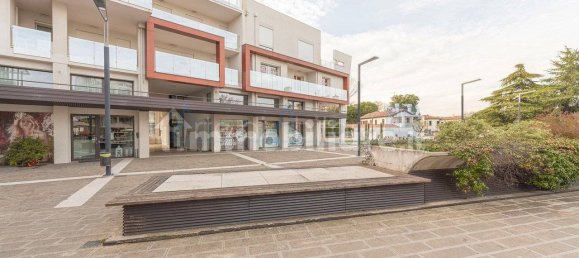 Imóvel comercial de 3 divisões em Spinea, Italy N.º 122091 3