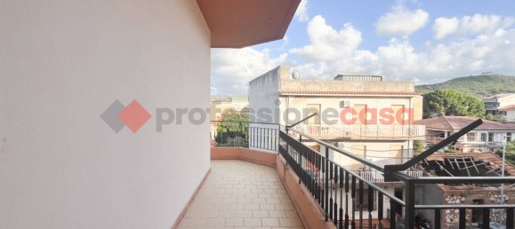 3 Schlafzimmer Wohnung in Pace del Mela, Italy, Nr. 321010 24