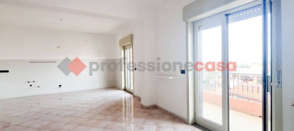 3 Schlafzimmer Wohnung in Pace del Mela, Italy, Nr. 321010 12