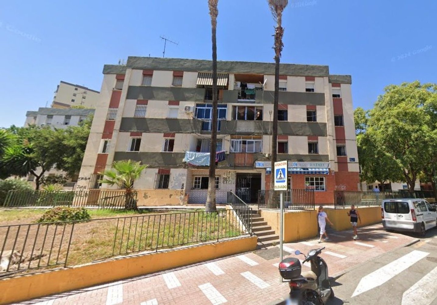 4 bedrooms Apartment in Malaga, Spain No. 156363