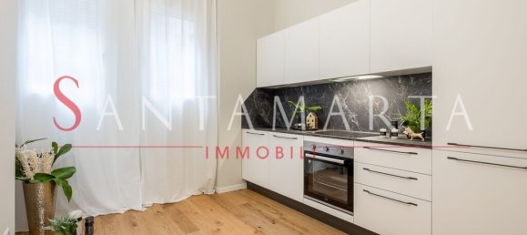 2 bedrooms Apartment in Milan, Italy No. 243946 5