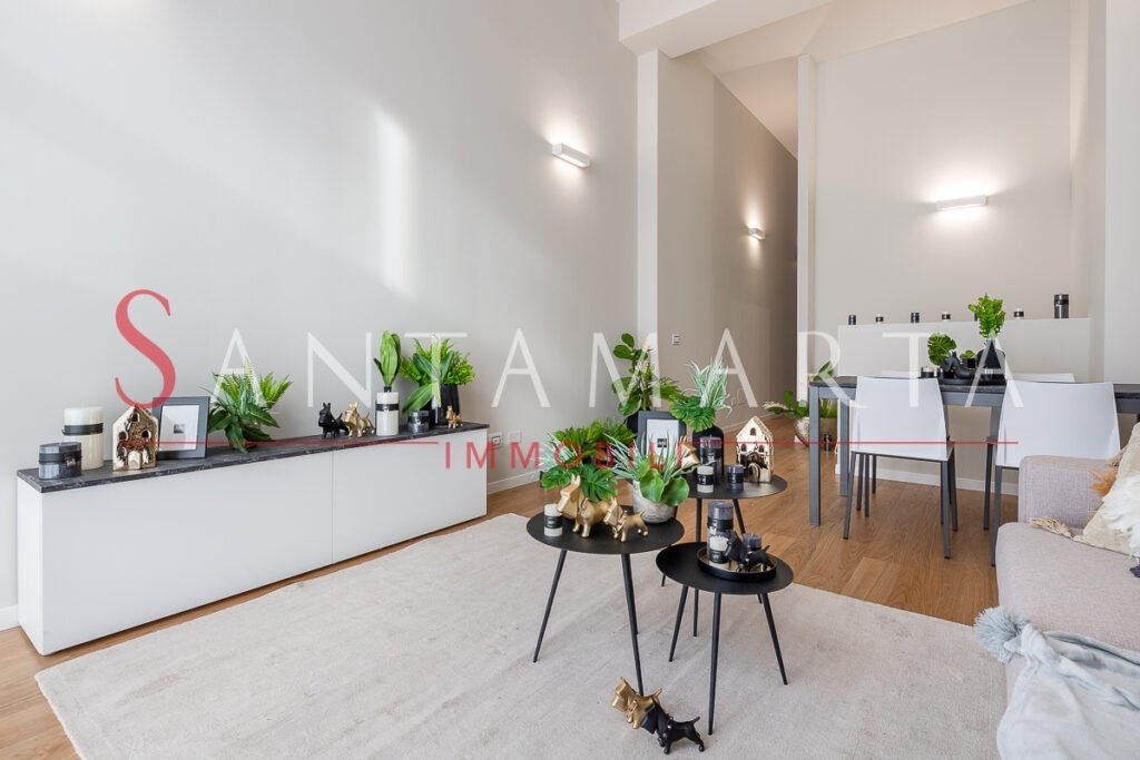 2 bedrooms Apartment in Milan, Italy No. 243946