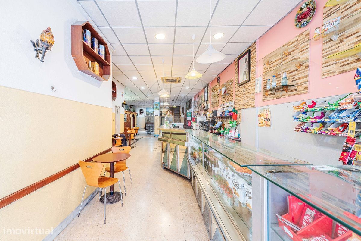 Gewerbliche Immobilie in Sintra, Portugal 188m², Nr. 78773