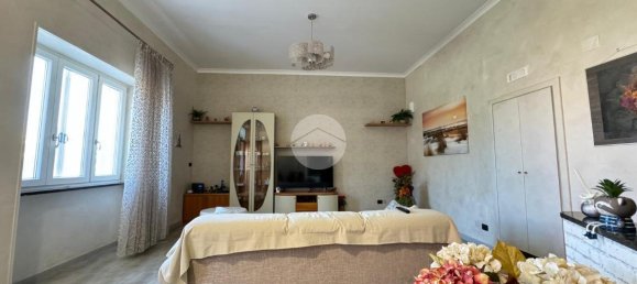 Casa de 3 divisões em Castellammare di Stabia, Italy N.º 126924 6