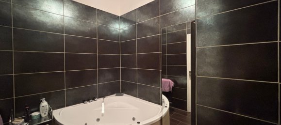 3 chambres Appartement à Creil, France No. 338638 6