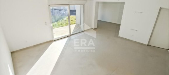 Casa de 3 dormitorios en Reims, France No. 159997 4