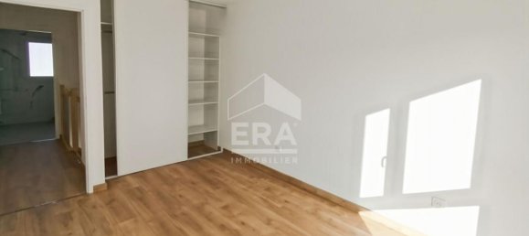 Casa de 3 dormitorios en Reims, France No. 159997 8