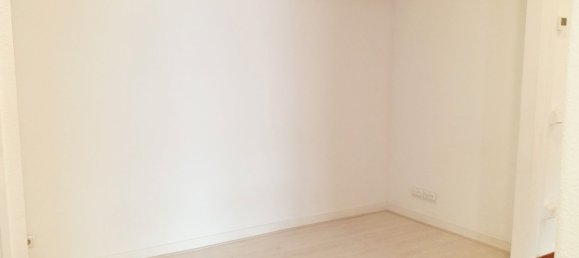 Apartamento de 4 dormitorios en Santander, Spain No. 139683 39
