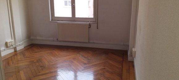 Apartamento de 4 dormitorios en Santander, Spain No. 139683 2