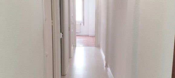 Apartamento de 4 dormitorios en Santander, Spain No. 139683 30