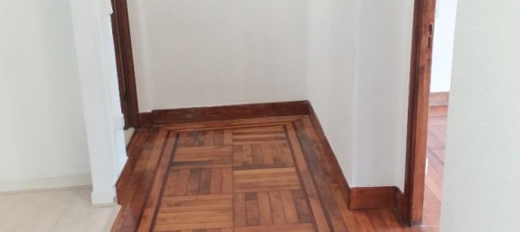 Apartamento de 4 dormitorios en Santander, Spain No. 139683 40