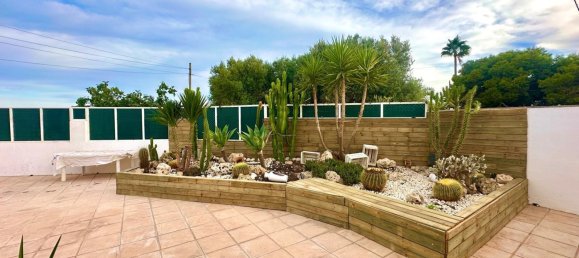 4 bedrooms Villa in Alicante, Spain No. 275632 9