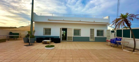 4 bedrooms Villa in Alicante, Spain No. 275632 10