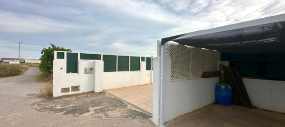 4 bedrooms Villa in Alicante, Spain No. 275632 6