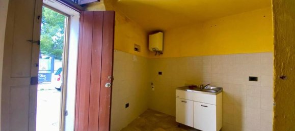 Studio in Bisceglie, Italy No. 35615 3